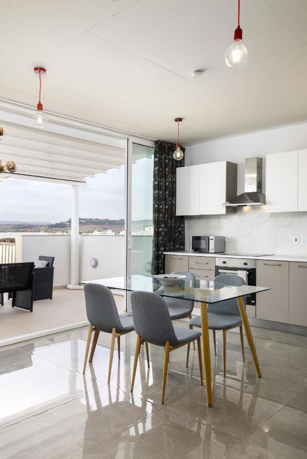 Hilltop Apartments - Stylish Comfort Living Close To The Sea, Bugibba Bahía de San Pablo Exterior foto
