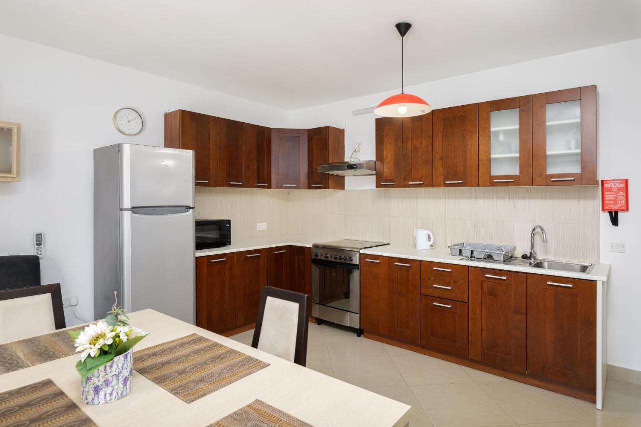 Hilltop Apartments - Stylish Comfort Living Close To The Sea, Bugibba Bahía de San Pablo Exterior foto