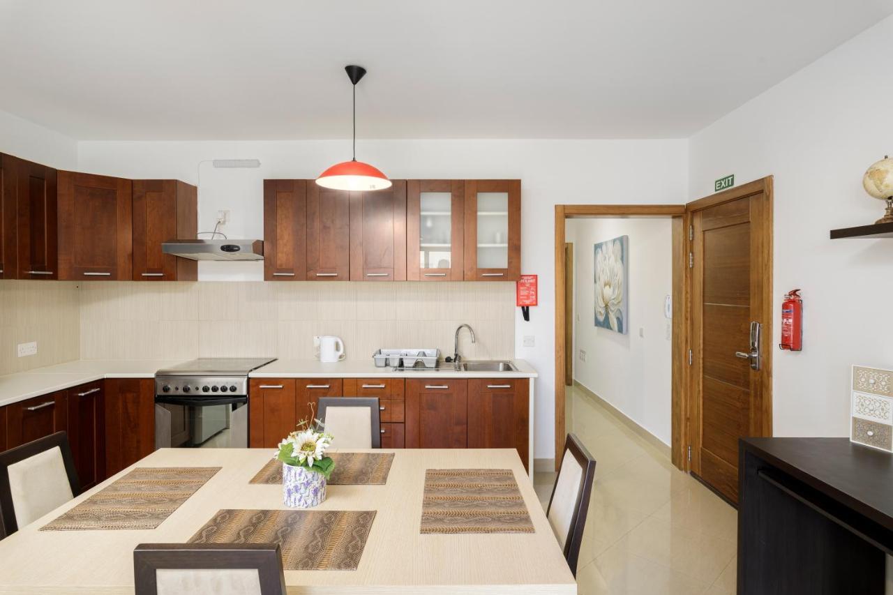 Hilltop Apartments - Stylish Comfort Living Close To The Sea, Bugibba Bahía de San Pablo Exterior foto