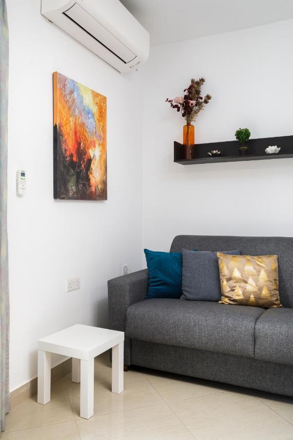 Hilltop Apartments - Stylish Comfort Living Close To The Sea, Bugibba Bahía de San Pablo Exterior foto